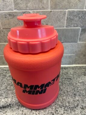 Mammoth Mini Bottle - Coral      B20